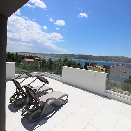 Διαμέρισμα Luxury Sea View & Private Terraces *